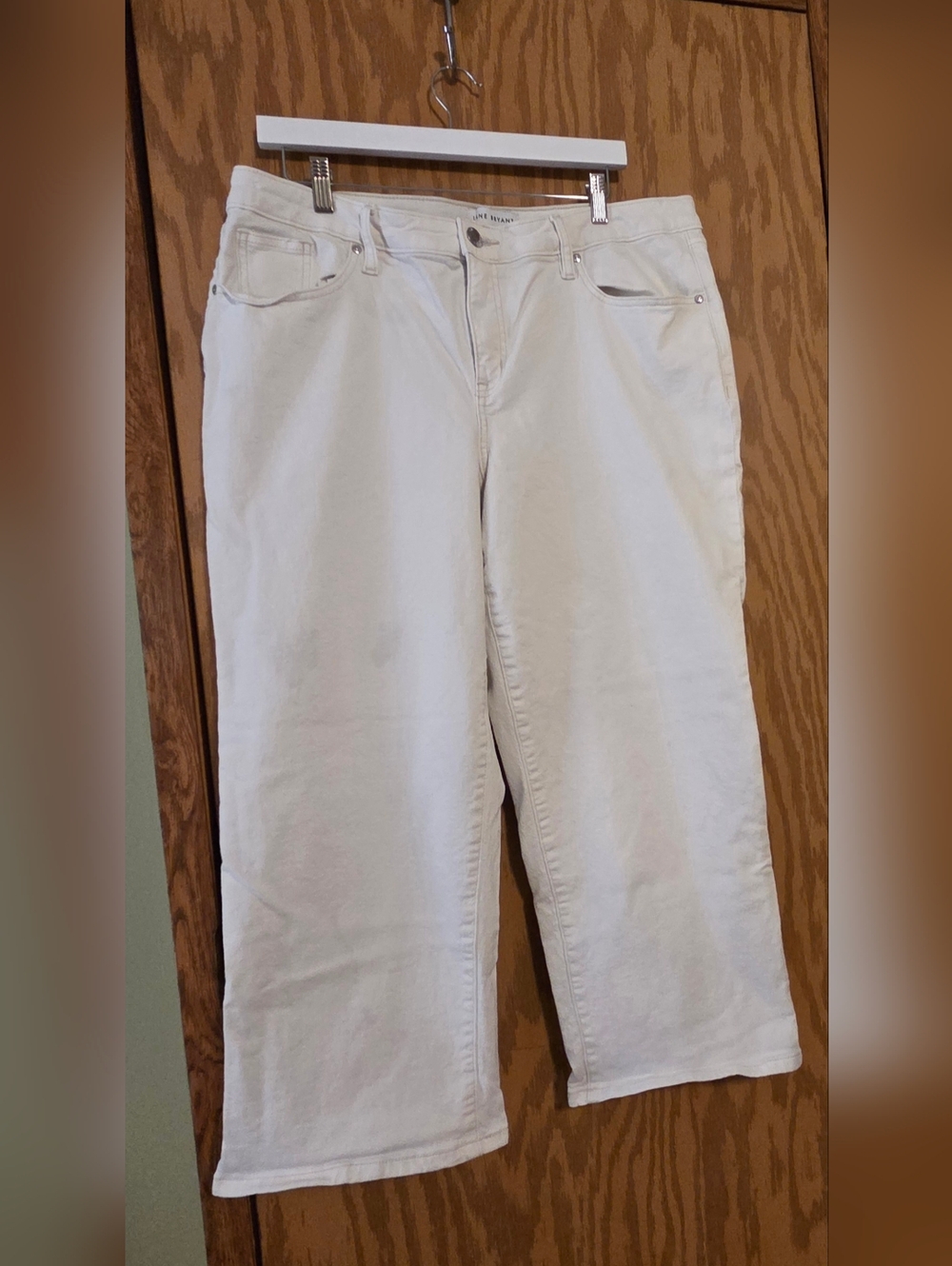 Lane Bryant 360 Flex Signature Fit Straight Leg Crop White Jeans Denim Size 16